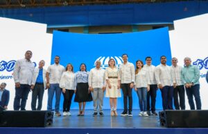 Vicepresidenta Raquel Peña afirma “Primero Tú” es fiel reflejo del compromiso social del Presidente Abinader con la gente Autoridades de diferentes instituciones del estado.