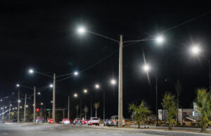 Edesur coloca 400 luminarias en importantes avenidas del Distrito Nacional Vías iluminadas.