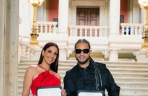 Mozart La Para y Dalisa Alegría son reconocidos por autoridades de Rhode Island y se lucen en Spring Colors RI 2024 Edition con la colección de Giannina Azar