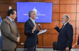 Luis Miguel De Camps juramenta superintendente de Salud y Riesgos Laborales