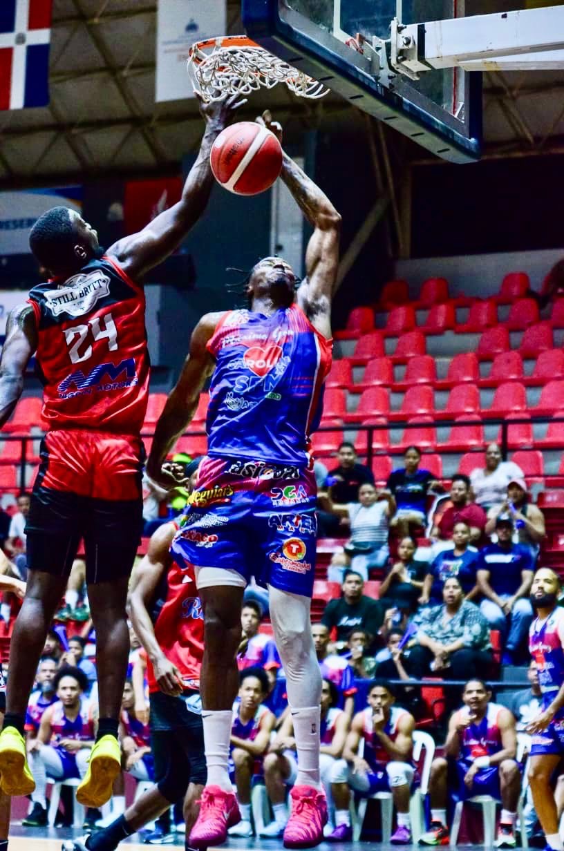 Máximo Gómez y San Martín Aseguran Clasificación a Semifinal del TBS Francomacorisano