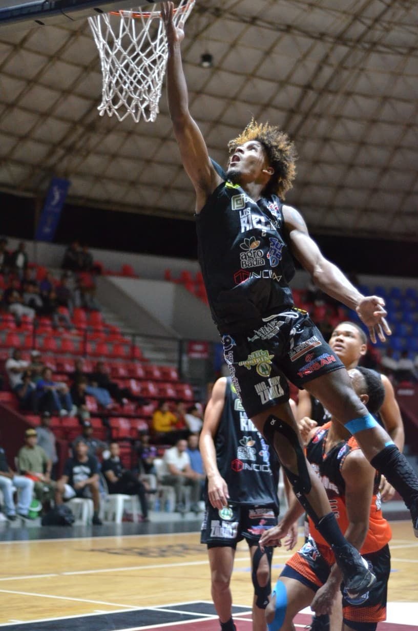 Doble Jornada en el Baloncesto Superior de San Francisco de Macorís