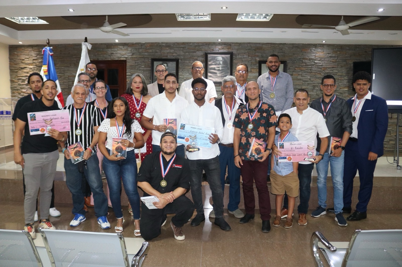 Premian a los ganadores del concurso Fotografía Ocoa 2025, dedicado al Patrimonio Cultural