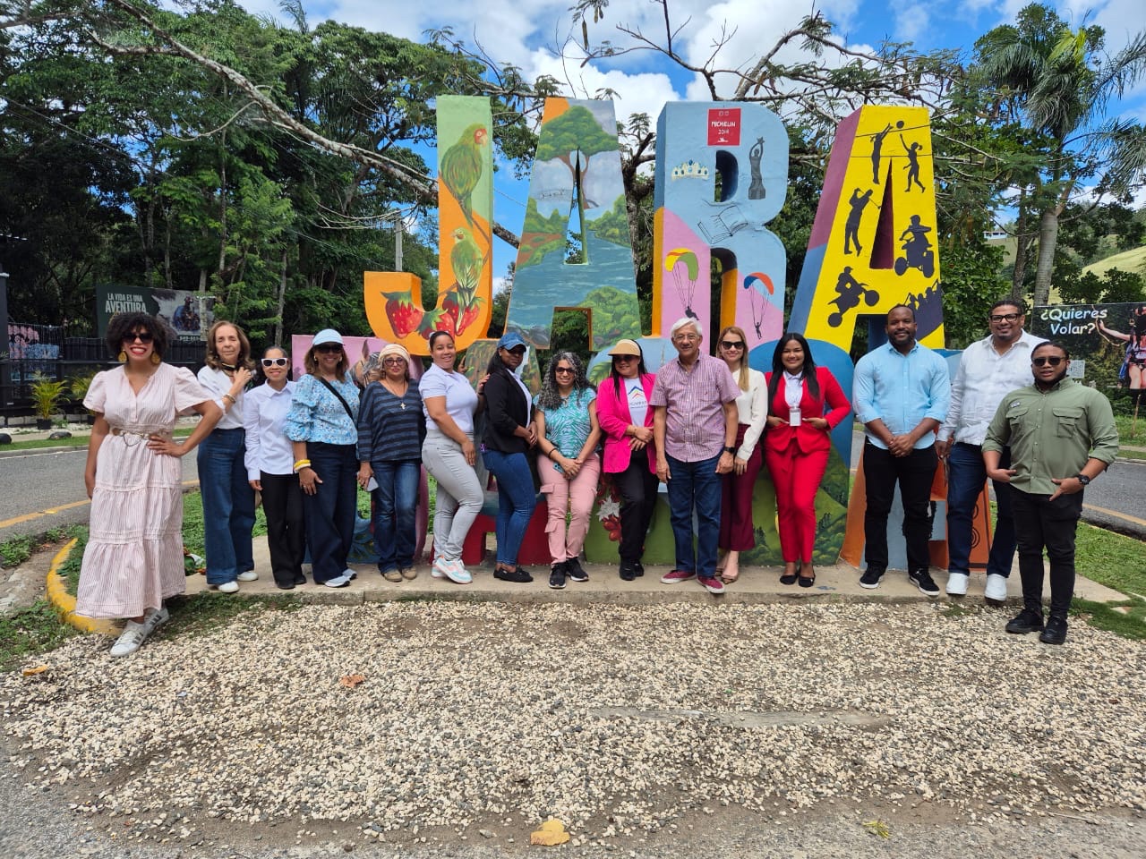 Adompretur y MITUR Jarabacoa fortalecen vínculos y acuerdan colaboración para impulsar el destino