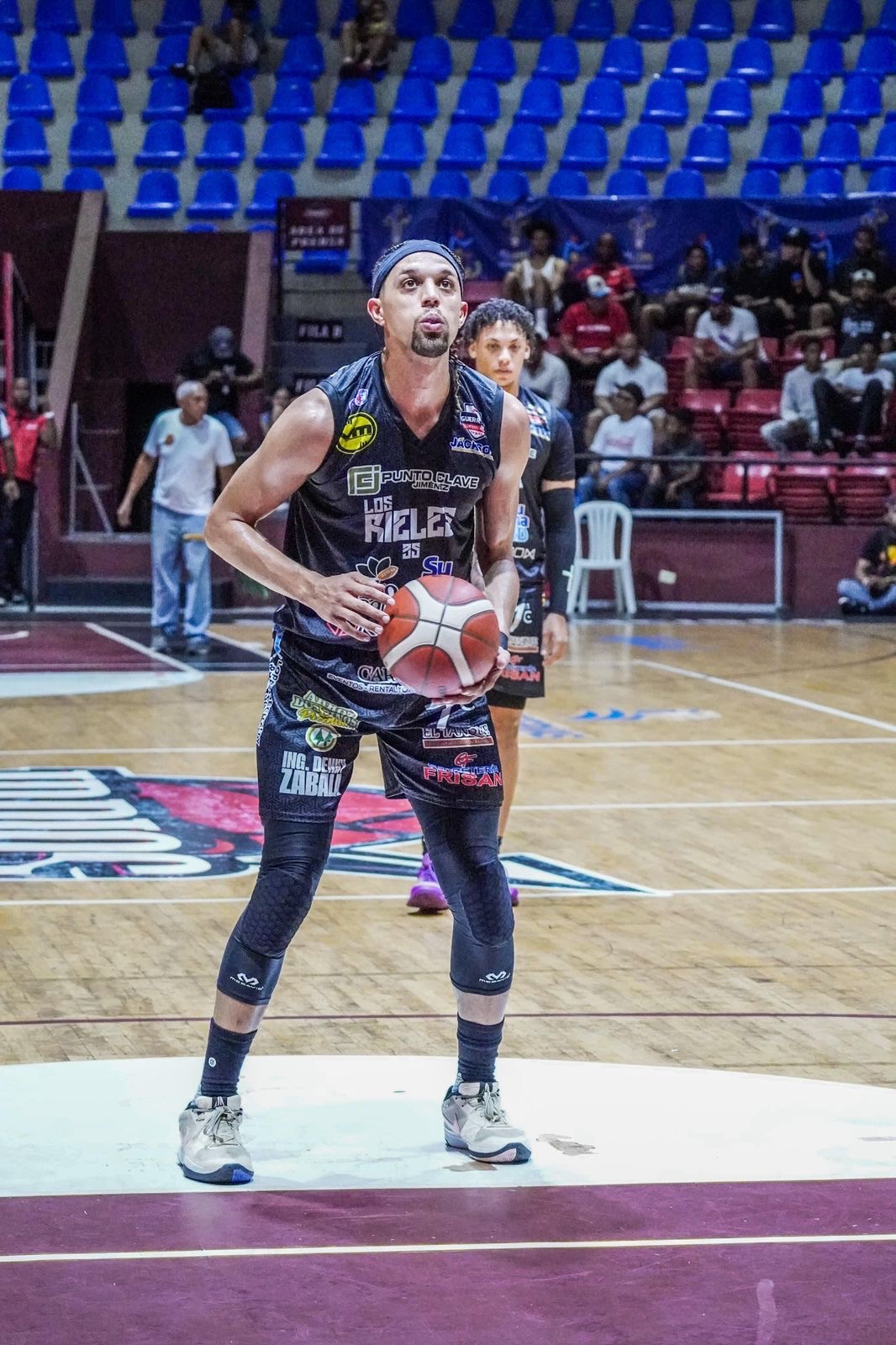Los Rieles y Máximo Gómez Logran Victorias en Continuación del TBS Francomacorisano