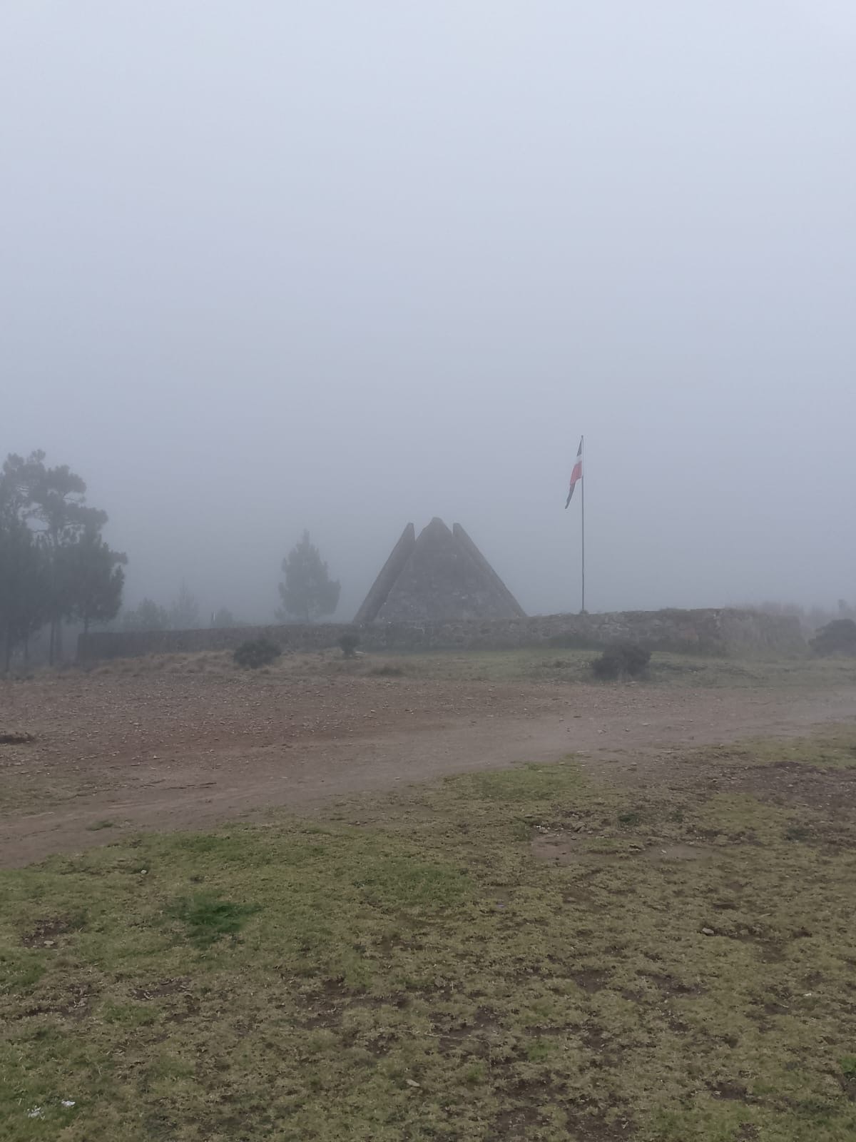 Clima en Valle Nuevo: Precipitaciones y Niebla Dominan el Panorama